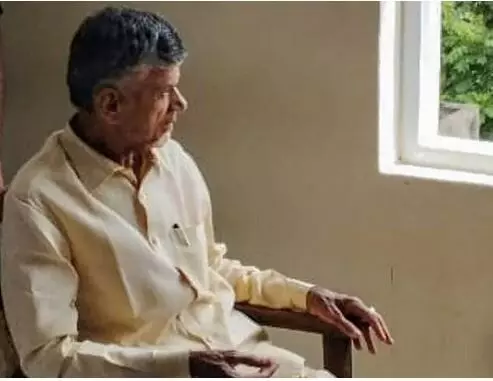 BABU: చంద్రబాబుకు డీ హైడ్రేషన్, అలర్జీ BABU: చంద్రబాబుకు డీ హైడ్రేషన్, అలర్జీ