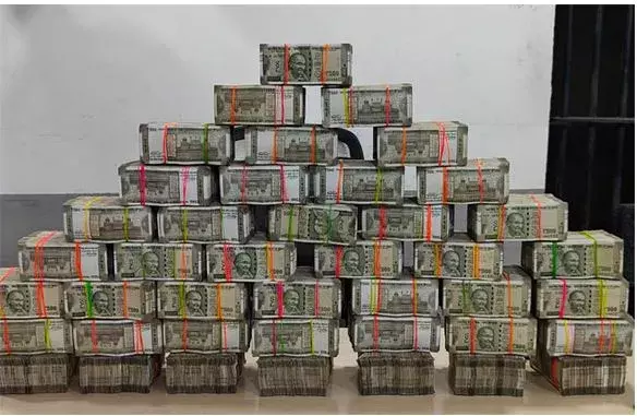 TS: తనిఖీలు ముమ్మరం.. భారీగా నగదు స్వాధీనం