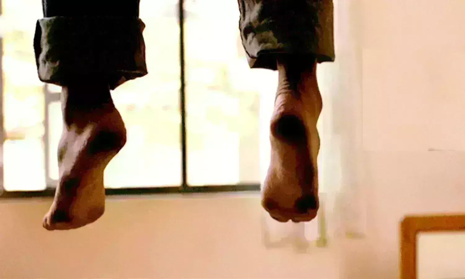 Tamilnadu : పచ్చని సంసారంలో సీరియల్ చిచ్చు Tamilnadu : పచ్చని సంసారంలో సీరియల్ చిచ్చు