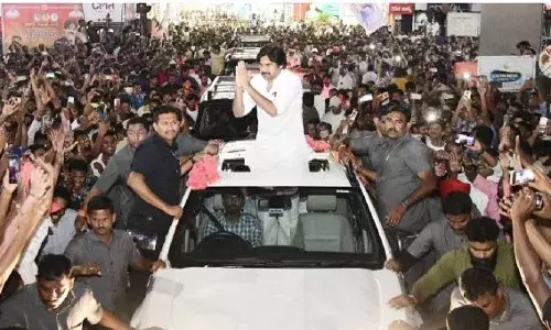 PAWAN: మళ్లీ జన క్షేత్రంలోకి పవన్‌