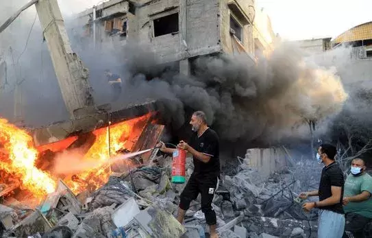 GAZA: దక్షిణ గాజాపై ఇజ్రాయెల్ బాంబు దాడులు GAZA: దక్షిణ గాజాపై ఇజ్రాయెల్ బాంబు దాడులు