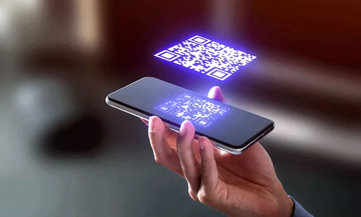 QR కోడ్‌లను స్కాన్ చేస్తున్నారా.. జాగ్రత్త.. సైబర్ నేరగాళ్లు..