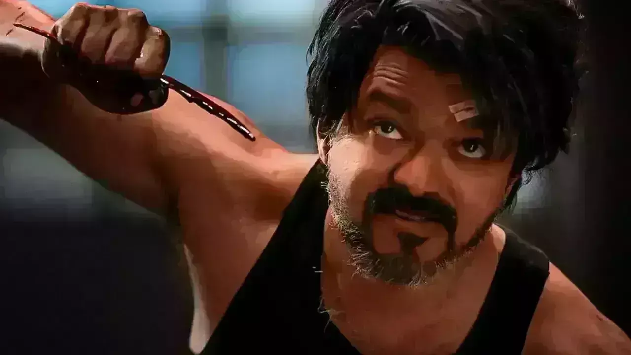 Chants Of Leo...Leo Outside Theatres : విజయ్ సినిమాకు తరలివస్తున్న అభిమానులు