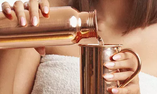 మీకు తెలుసా.. రాగి పాత్రలో నీరు తాగితే ఎన్ని ప్రయోజనాలో.. మీకు తెలుసా.. రాగి పాత్రలో నీరు తాగితే ఎన్ని ప్రయోజనాలో..