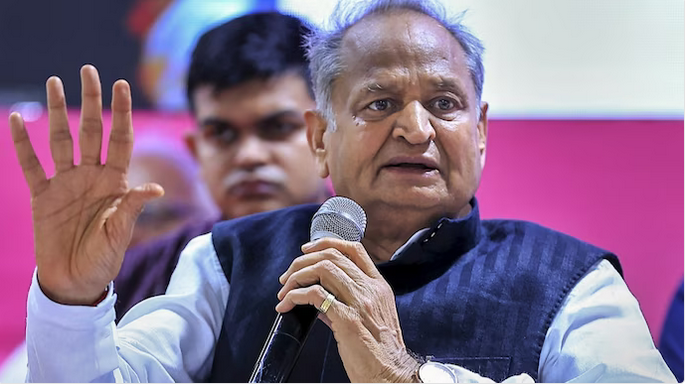 Ashok Gehlots Son Summoned : రాజస్థాన్ సీఎం గెహ్లాట్ కుమారుడికి ఈడీ సమన్లు