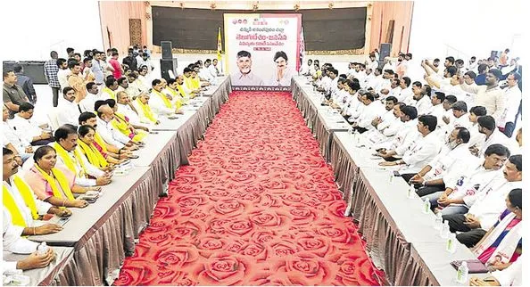 TDP-JANASENA: అరాచక పాలనపై అలుపెరగని పోరాటం TDP-JANASENA: అరాచక పాలనపై అలుపెరగని పోరాటం