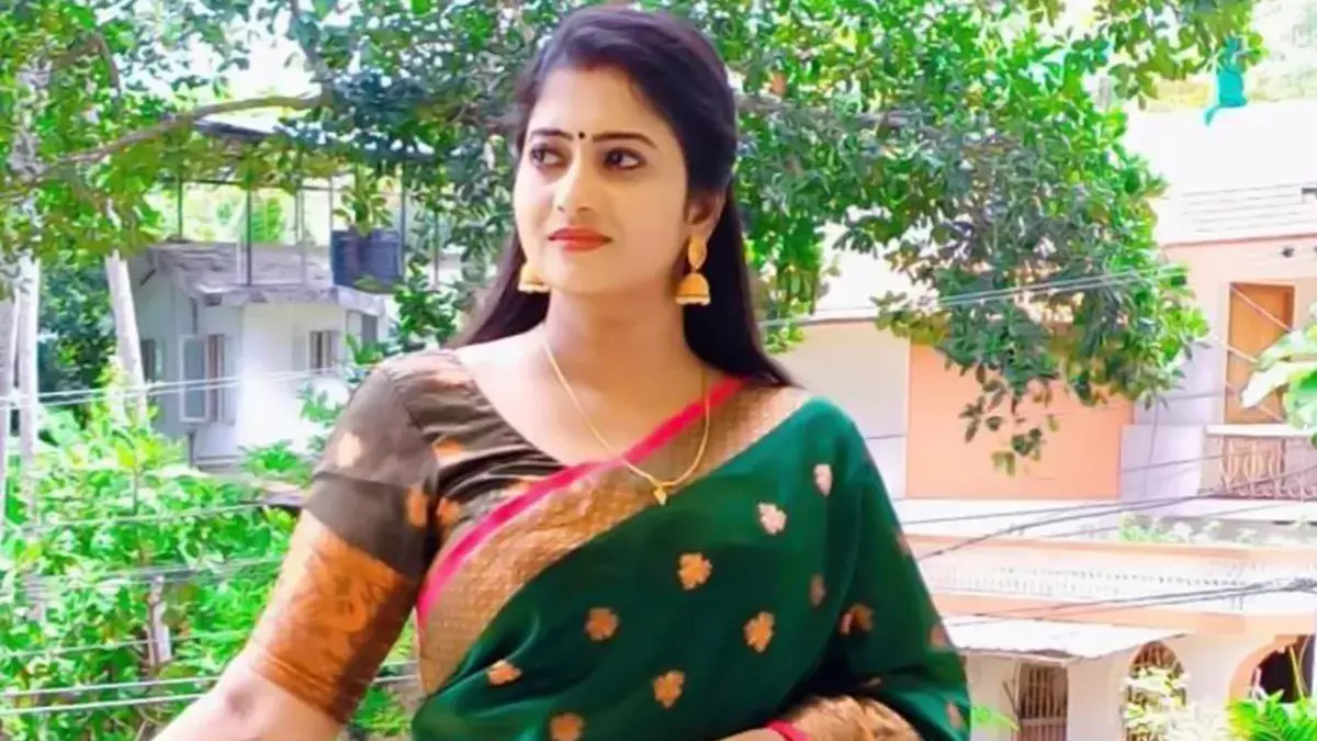 Renjusha Menon : అపార్ట్మెంట్లో ఉరి వేసుకున్న ప్రముఖ నటి
