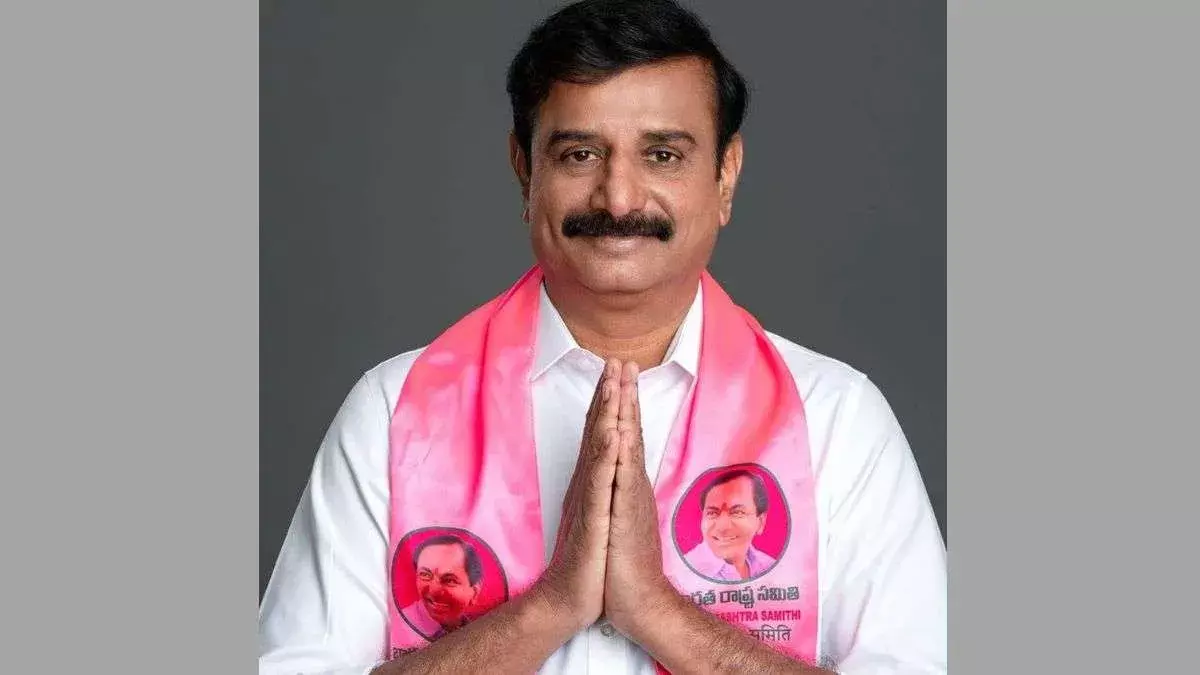 Kotha Prabhakar Reddy : లోక్‌సభ ఎంపీపై కత్తితో దాడి