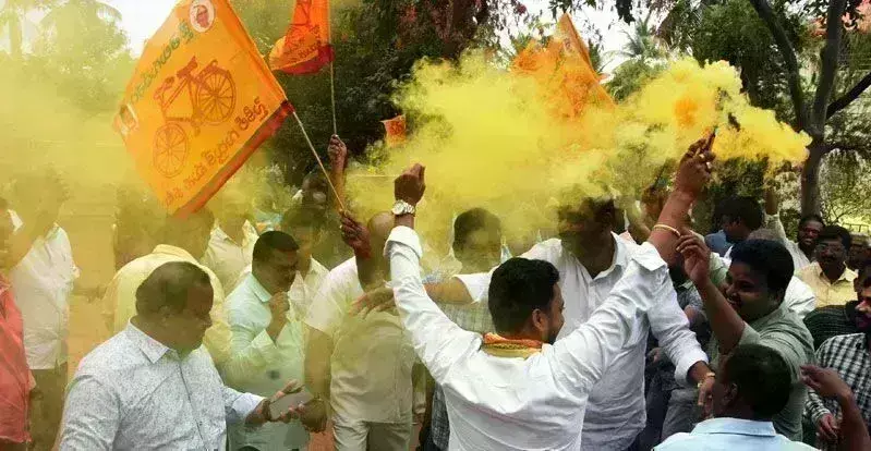 Chandrababu Naidu: టీడీపీ శ్రేణుల సంబరాలు.. Chandrababu Naidu: టీడీపీ శ్రేణుల సంబరాలు..