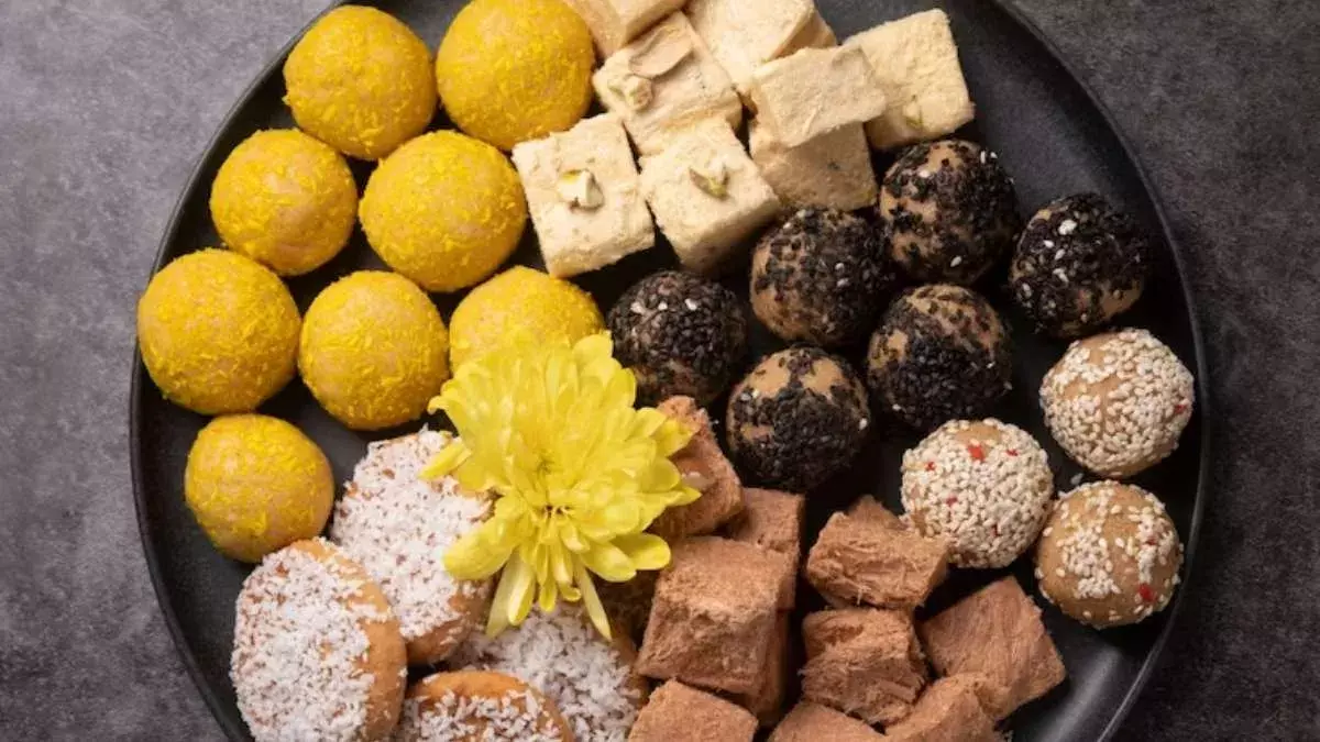 From laddu to phirni: ఈ డెజర్ట్స్ లో గుడ్ల కంటే ఎక్కువ ప్రోటీన్లుంటాయట From laddu to phirni: ఈ డెజర్ట్స్ లో గుడ్ల కంటే ఎక్కువ ప్రోటీన్లుంటాయట