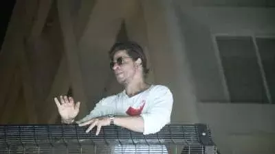 Mobile Phones : షారుక్ బర్త్ డే సెలబ్రేషన్‌లో ఫోన్లు పోయినయ్