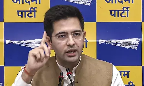 Raghav Chadha Suspension: రాజ్యసభ ఛైర్‌పర్సన్‌ని కలసి, క్షమాపణ చెప్పాల్సిందే : సుప్రీం