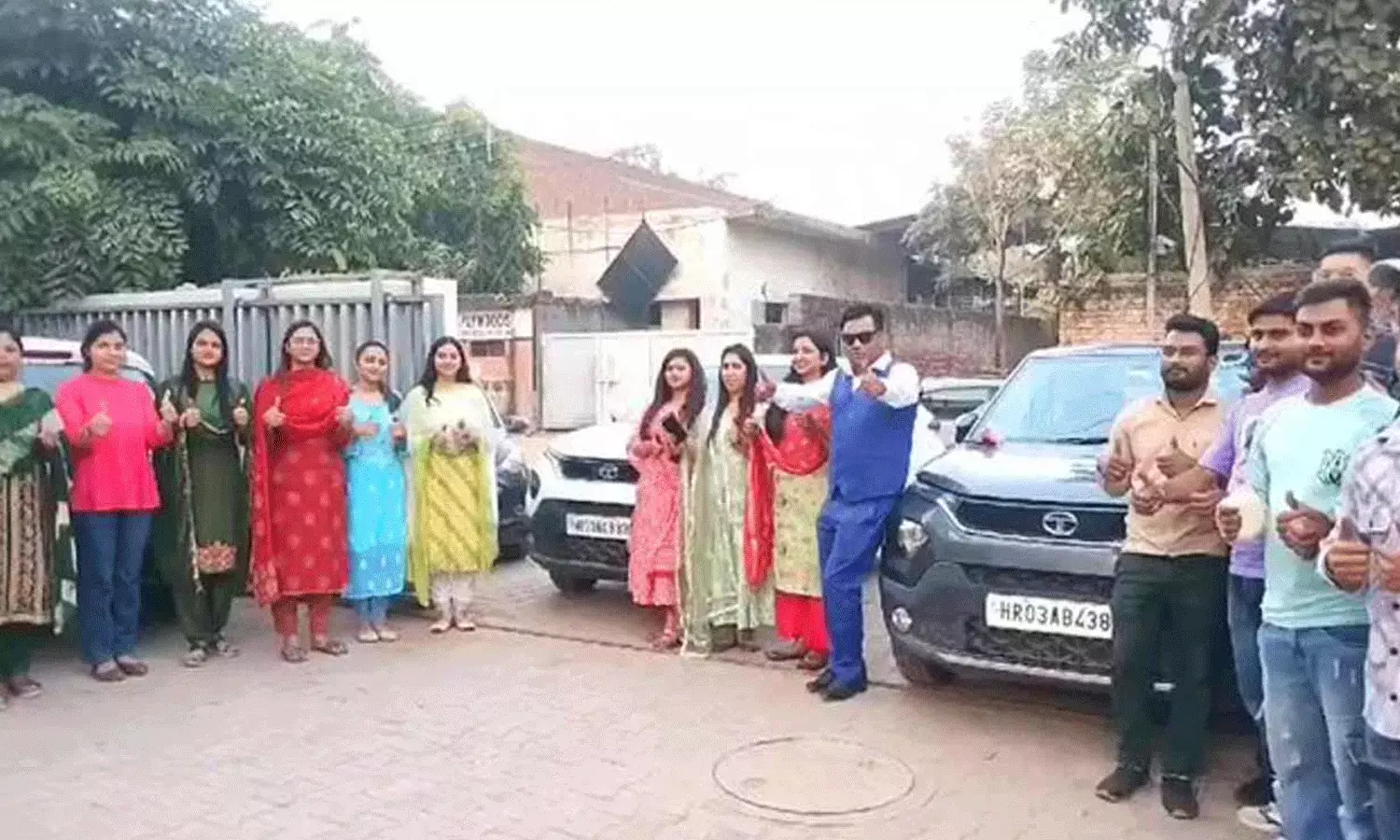 ఉద్యోగులకు ఫార్మా కంపెనీ దీపావళి కానుక..