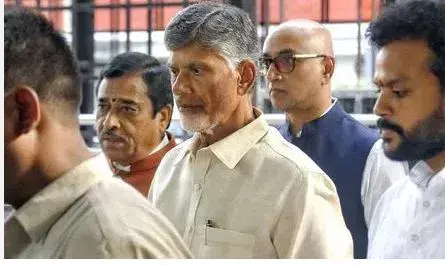 CBN: చంద్రబాబుకు మంగళవారం కంటికి ఆపరేషన్‌!