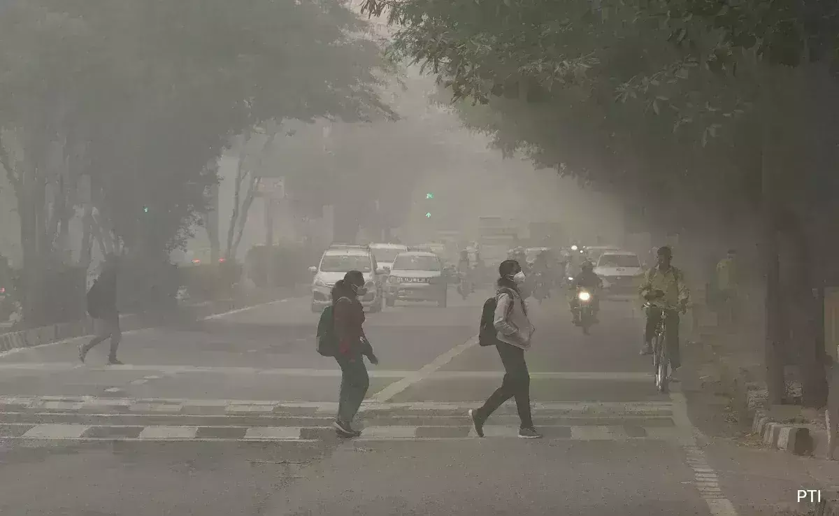 Delhi Pollution : కాలుష్యంతో విలవిల