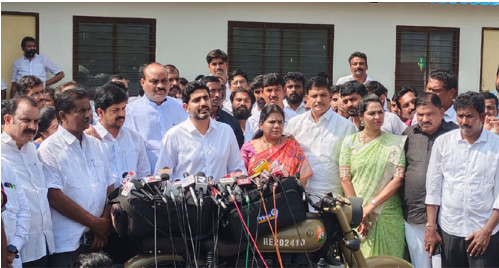 LOKESH: అడ్డొస్తే తొక్కుకుంటూ పోతాం