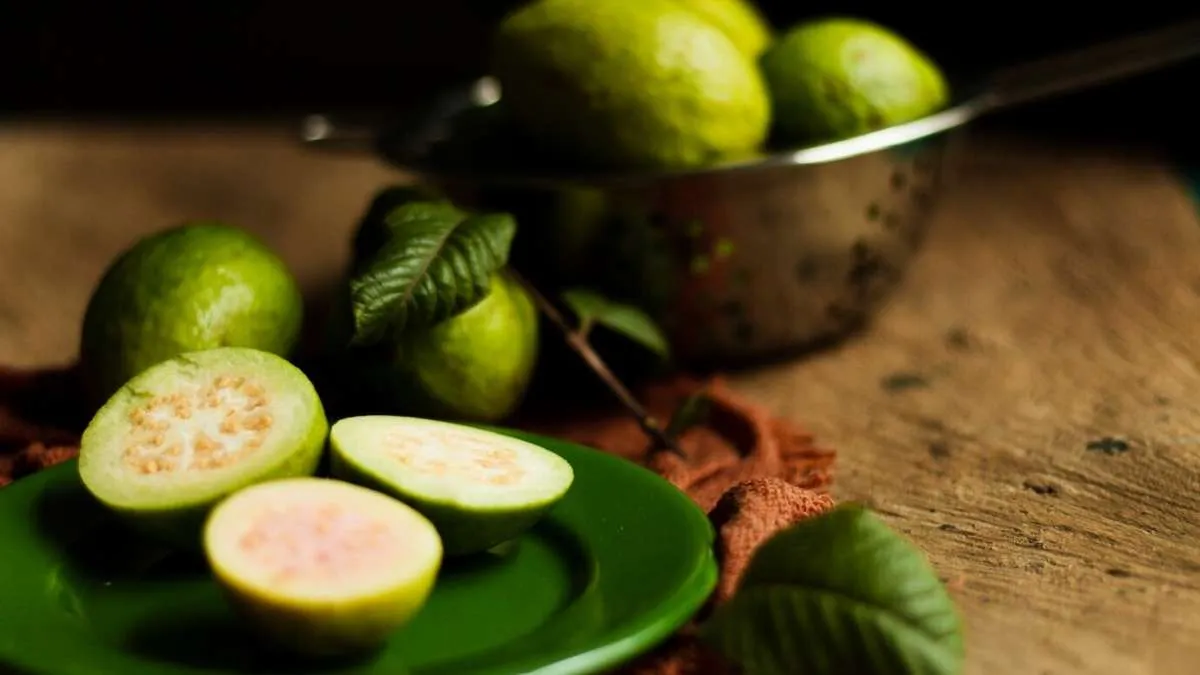 Superfood Guava: ఈ సూపర్ ఫ్రూట్ తో అమేజింగ్ హెల్త్ బెనిఫిట్స్