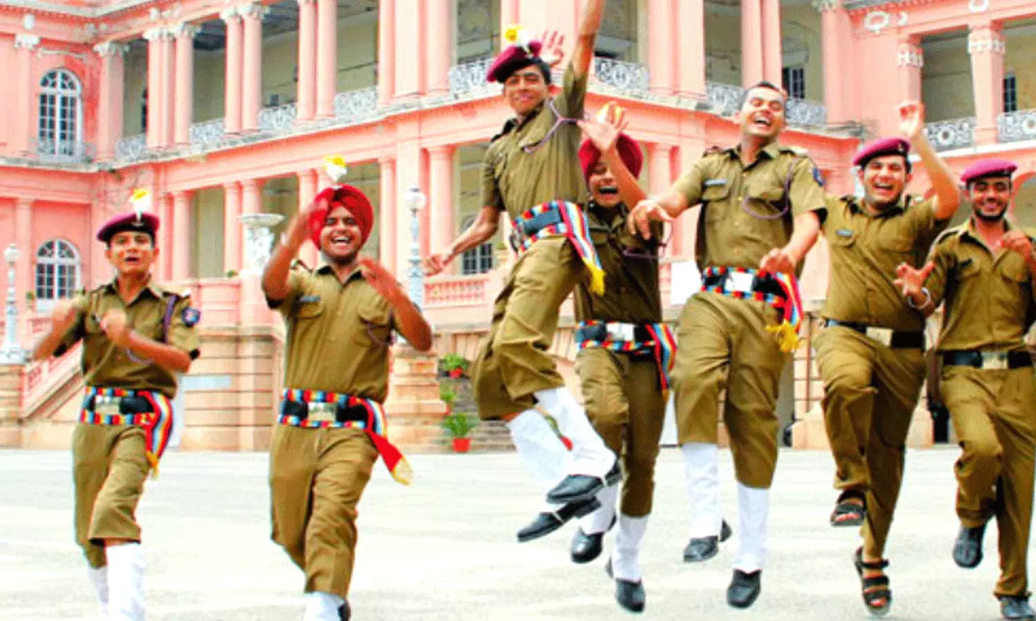 AISSEE 2024 సైనిక్ స్కూల్ ప్రవేశ పరీక్ష నోటిఫికేషన్ విడుదల AISSEE 2024 సైనిక్ స్కూల్ ప్రవేశ పరీక్ష నోటిఫికేషన్ విడుదల