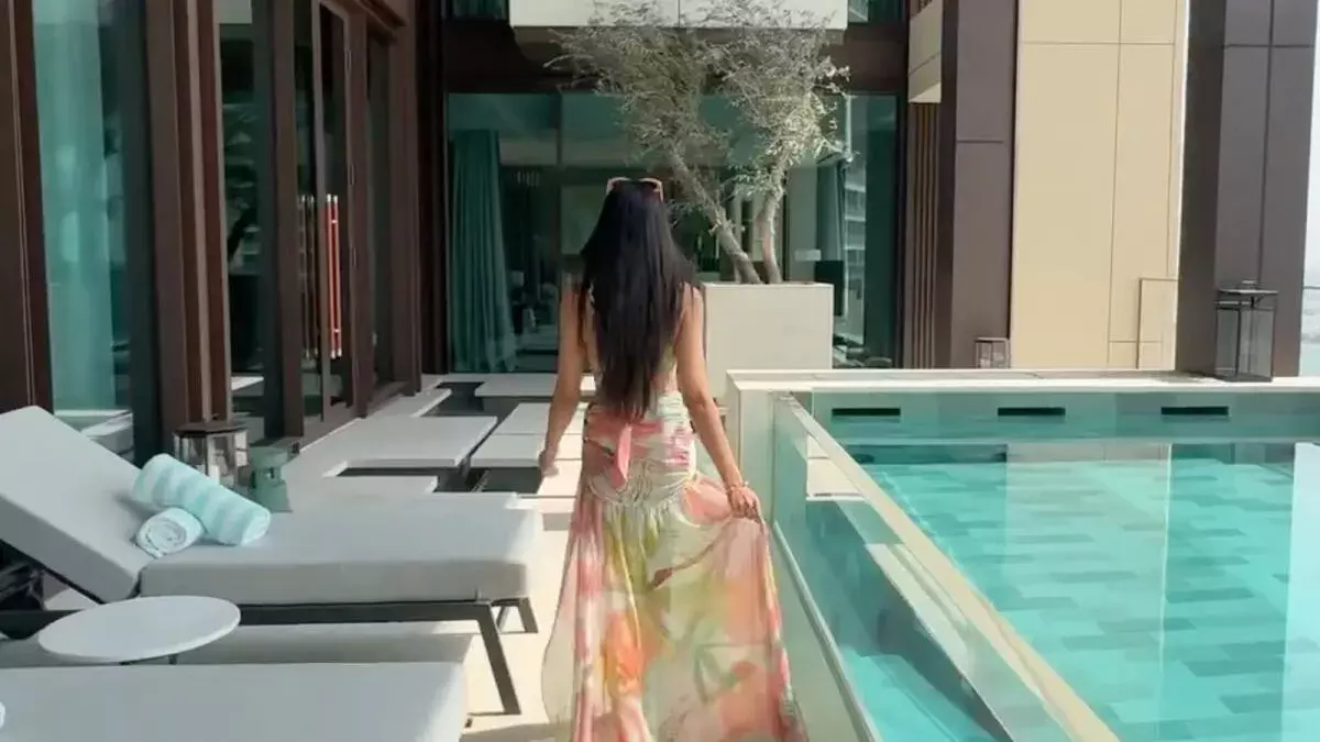 Alanna Panday : మోస్ట్ ఎక్స్ పెన్సివ్ హోటల్ లో బాలీవుడ్ నటి Alanna Panday : మోస్ట్ ఎక్స్ పెన్సివ్ హోటల్ లో బాలీవుడ్ నటి