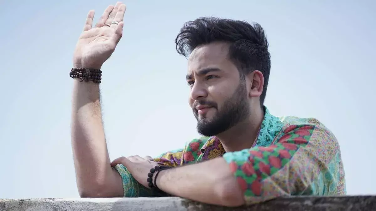 Elvish Yadavs Old Video : మెడలో పాముతో బిగ్ బాస్ OTT 2 విజేత