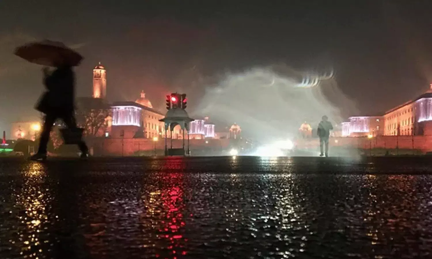 ఢిల్లీ వాసులకు ఊరట.. వరుణుడు కరుణించి..