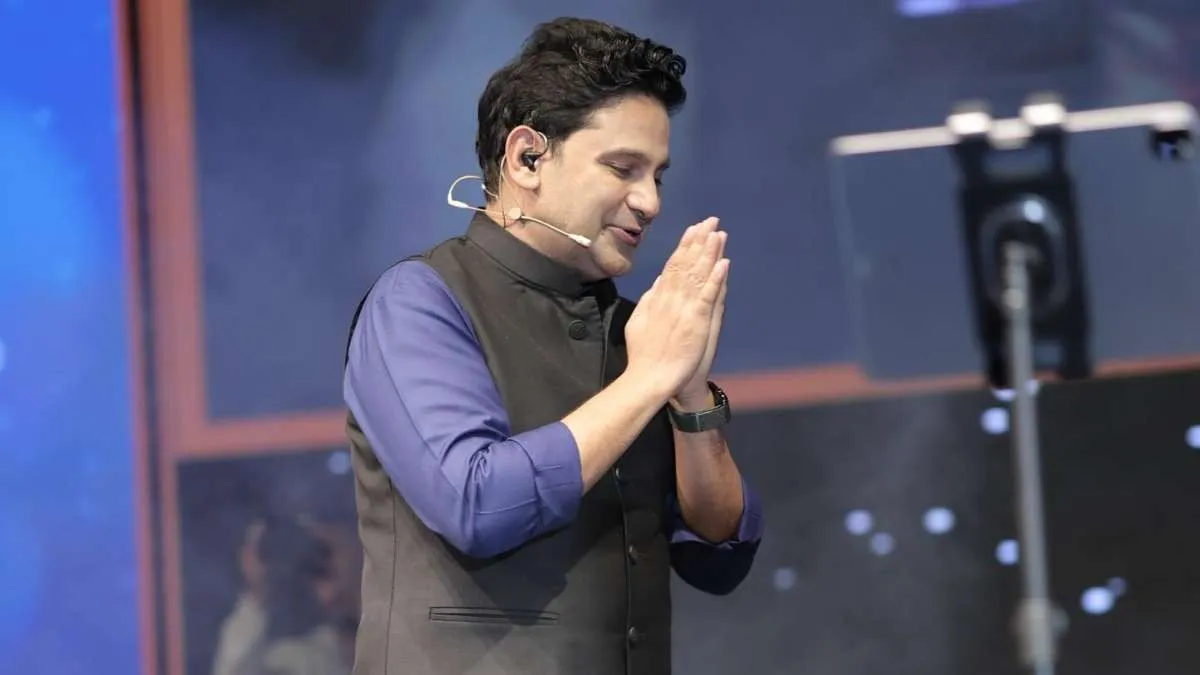 Its a Hundred Percent Mistake: నిజంగా నా తప్పే : ఆదిపురుష్ విమర్శలపై మనోజ్ ముంతాషీర్ Its a Hundred Percent Mistake: నిజంగా నా తప్పే : ఆదిపురుష్ విమర్శలపై మనోజ్ ముంతాషీర్