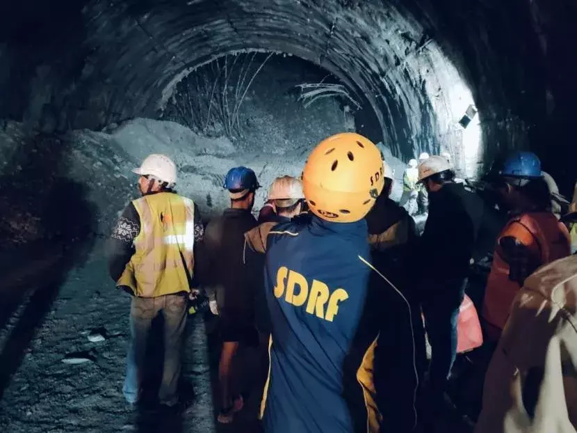 Uttarakhand: సొరంగం వద్ద కొనసాగుతున్న రెస్క్యూ ఆపరేషన్..