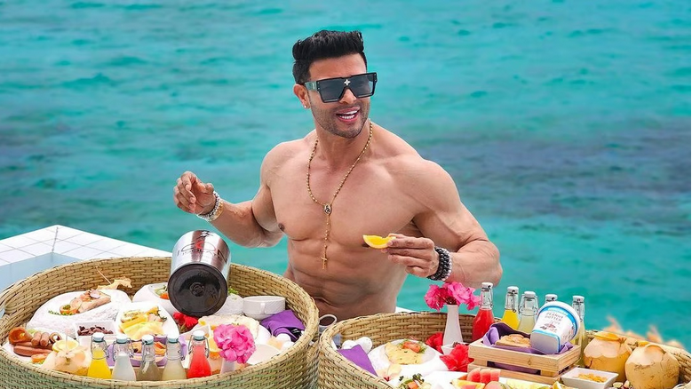 Mahadev Betting App : స్టైల్ యాక్టర్ పై కేసు నమోదు