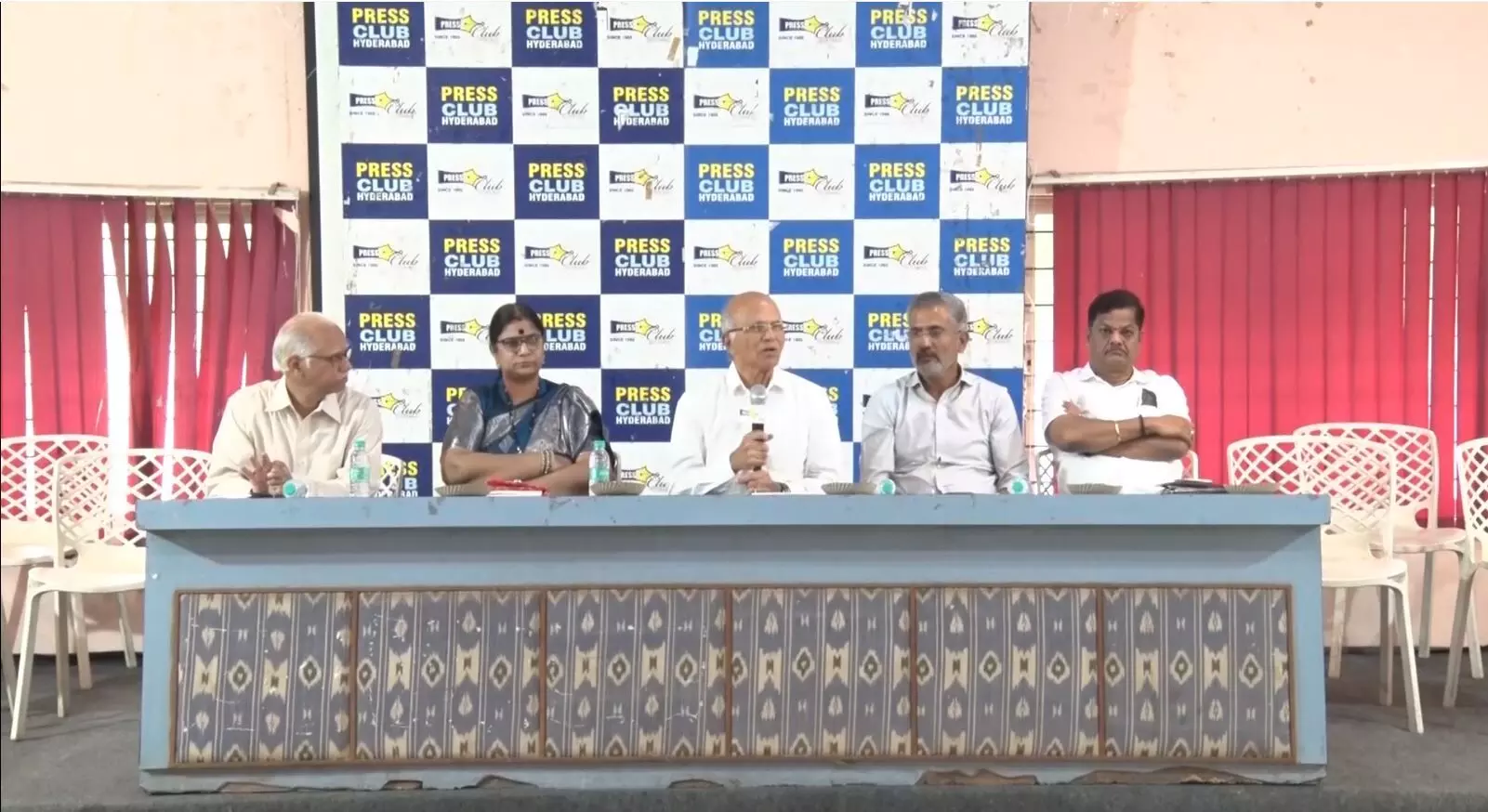 forum for good governance: ఎన్నికల బరిలో భారీగా నేర చరితులు forum for good governance: ఎన్నికల బరిలో భారీగా నేర చరితులు
