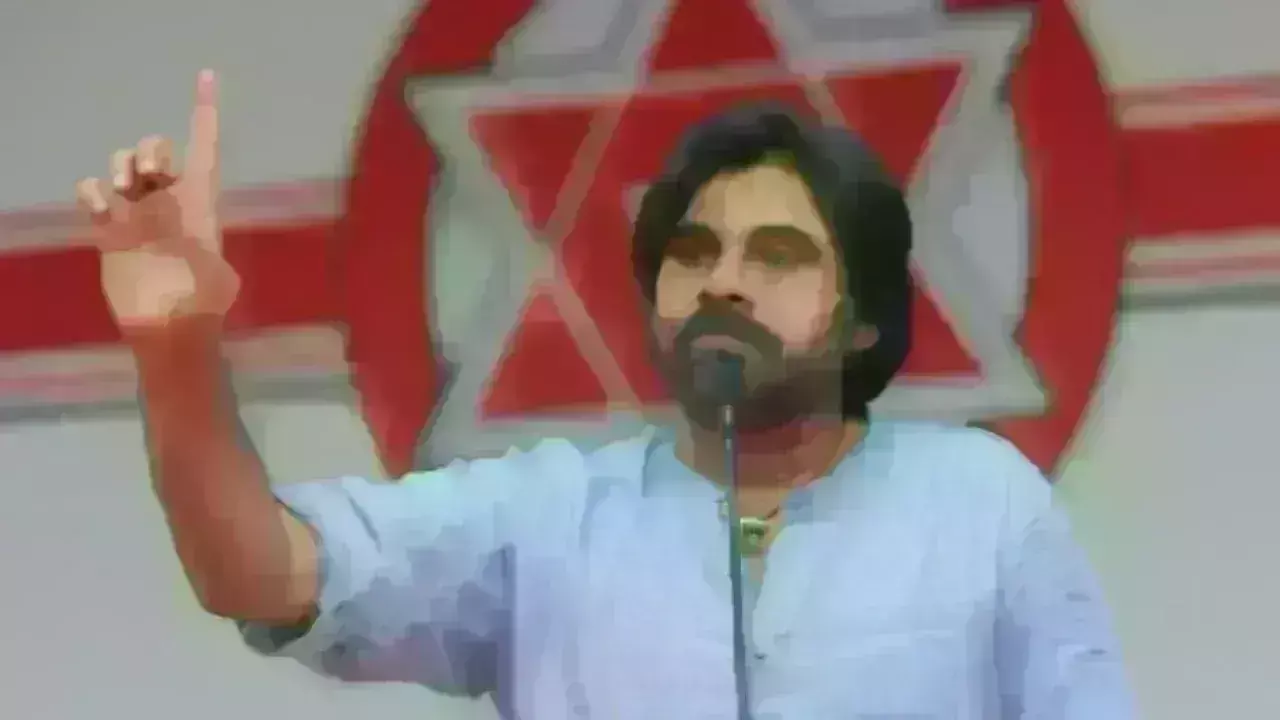 Vizag Harbour Fire Victims : విశాఖ బాధితులకు పవన్ ఆర్థిక సాయం