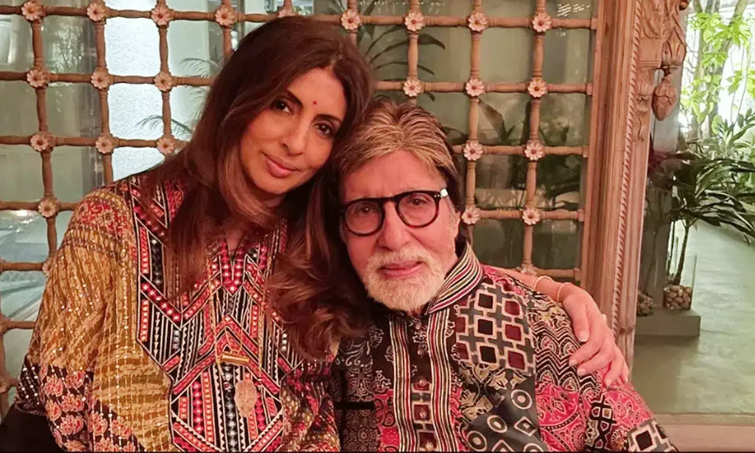 కూతురుకి ఖరీదైన బహుమతి ఇచ్చిన బిగ్ బీ కూతురుకి ఖరీదైన బహుమతి ఇచ్చిన బిగ్ బీ