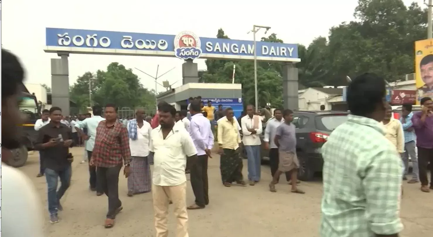 TDP: సంగం డెయిరీని దెబ్బతీసే కుట్ర