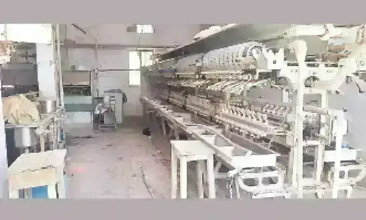 Silk Reeling Centers: సిల్క్  రీలింగ్‌ యూనిట్లకు కష్టకాలం