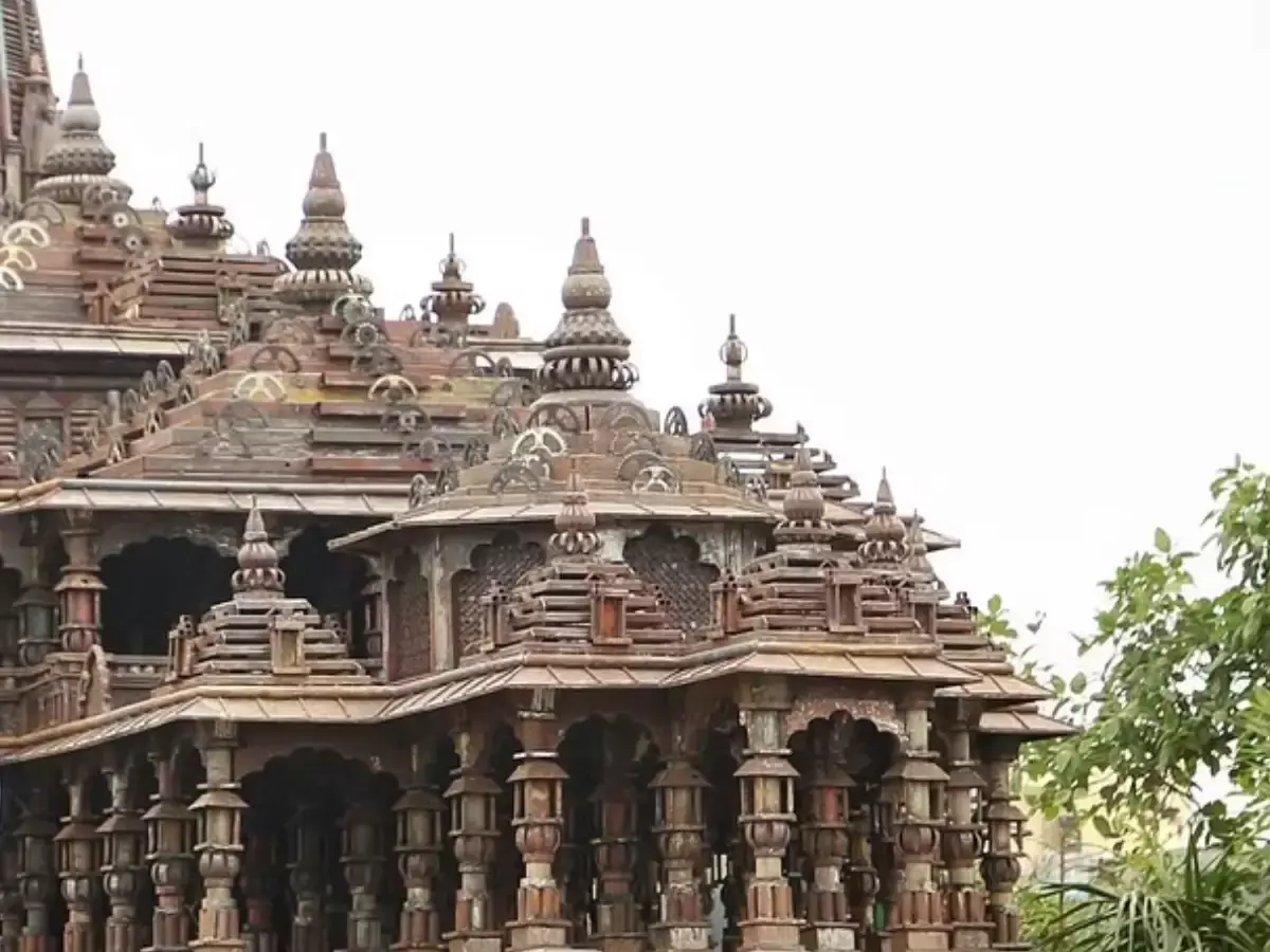 Ayodhya: లోహపు వ్యర్థాలతో అయోధ్య రామమందిరం నమూనా