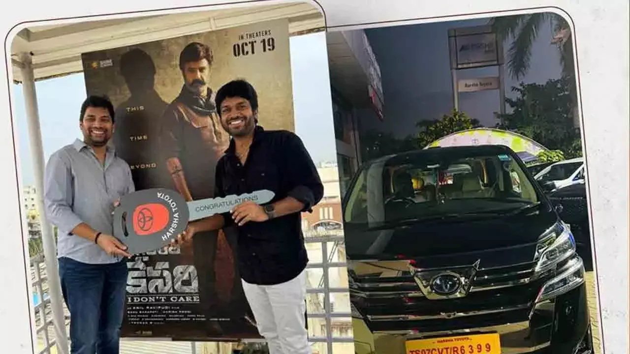 Bhagavanth Kesari: అనిల్ రావిపూడికి కారు గిఫ్ట్ Bhagavanth Kesari: అనిల్ రావిపూడికి కారు గిఫ్ట్