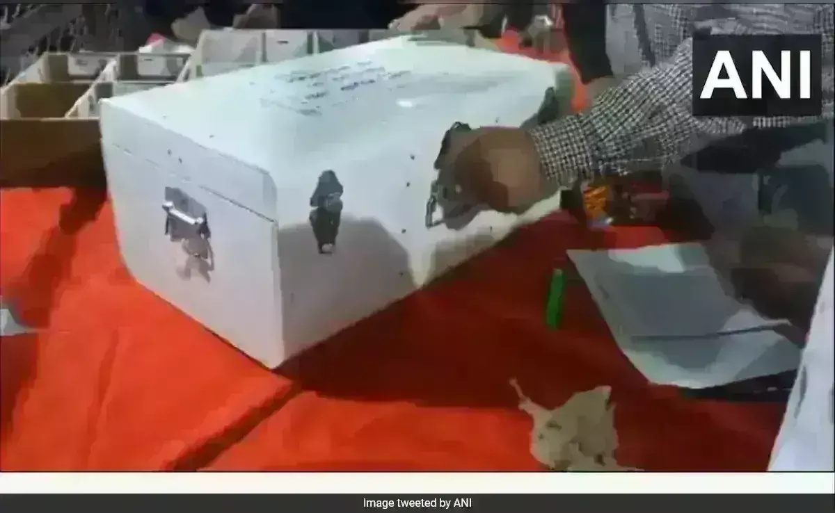 Results: మొదలైన కౌంటింగ్.. గెలిచేది ఎవరు? Results: మొదలైన కౌంటింగ్.. గెలిచేది ఎవరు?