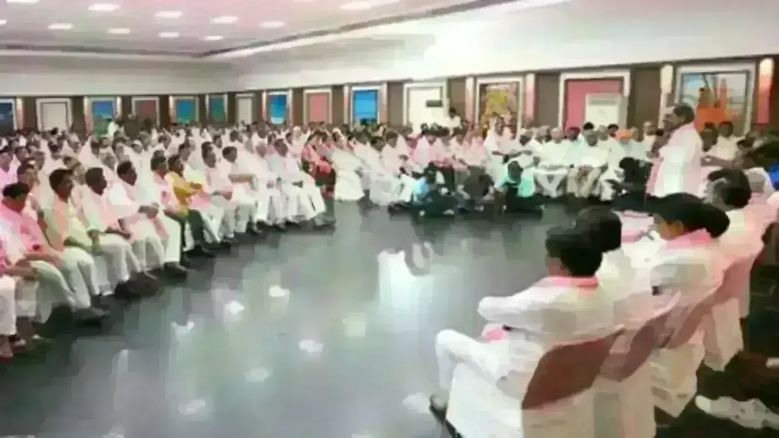 TS RESULT: ఎదురీదుతున్న మంత్రులు వీరే