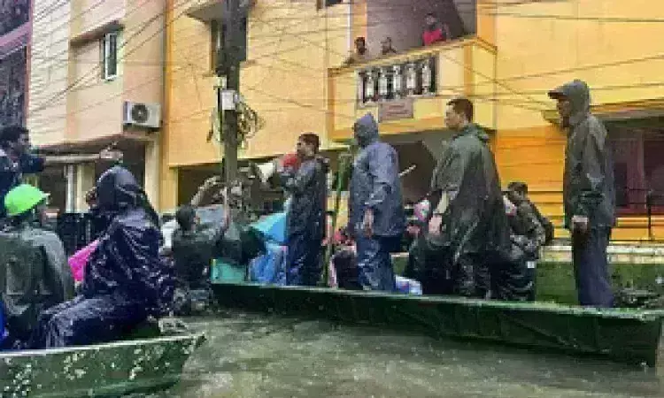 Cyclone Michaung:  వర్షం తగ్గింది.. వరద ఇంకా ఉంది