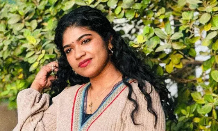 సినీ ఇండస్ట్రీలో విషాదం.. 24 ఏళ్లకే గుండెపోటుతో నటి మృతి