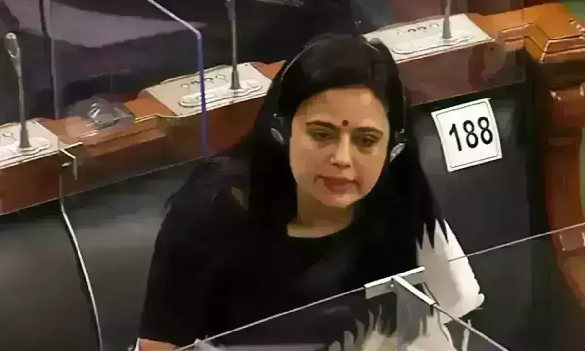 MP Mahua Moitra: మహువా మెయిత్రా సభ్యత్వాన్ని రద్దు చేసిన లోక్సభ స్పీకర్ MP Mahua Moitra: మహువా మెయిత్రా సభ్యత్వాన్ని రద్దు చేసిన లోక్సభ స్పీకర్