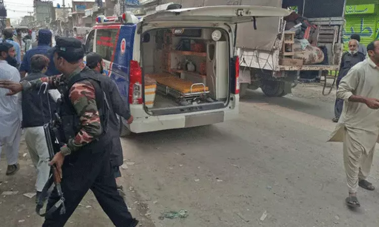 పాకిస్థాన్ ఆర్మీ బేస్‌పై ఆత్మాహుతి దాడి.. 23 మంది మృతి