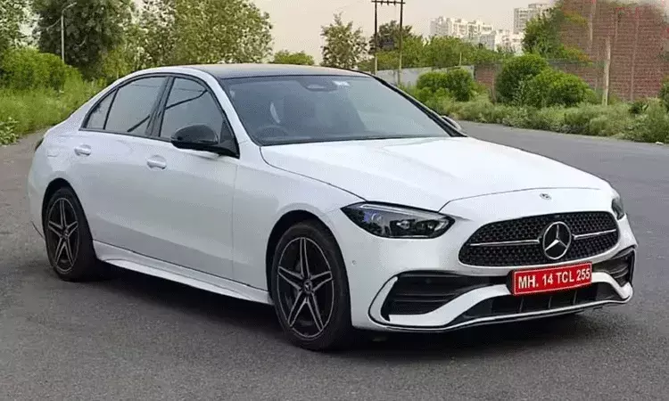 జనవరి 1 నుంచి పెరుగుతున్న మెర్సిడెస్ బెంజ్ ధరలు.. జనవరి 1 నుంచి పెరుగుతున్న మెర్సిడెస్ బెంజ్ ధరలు..