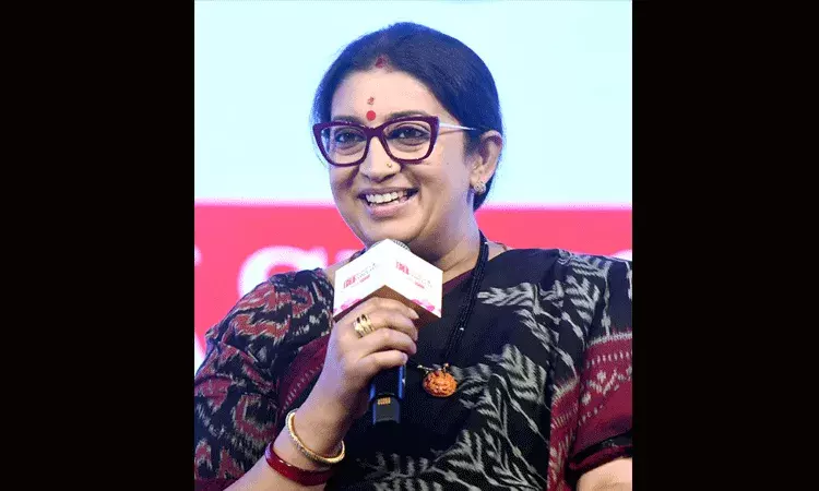 రుతుక్రమం వైకల్యం కాదు: మహిళలకు వేతనంతో కూడిన లీవ్ను వ్యతిరేకించిన మంత్రి రుతుక్రమం వైకల్యం కాదు: మహిళలకు వేతనంతో కూడిన లీవ్ను వ్యతిరేకించిన మంత్రి