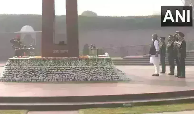 Vijay Diwas : విజయ్ దివస్ సందర్భంగా అమర జవాన్లకు నివాళులు Vijay Diwas : విజయ్ దివస్ సందర్భంగా అమర జవాన్లకు నివాళులు