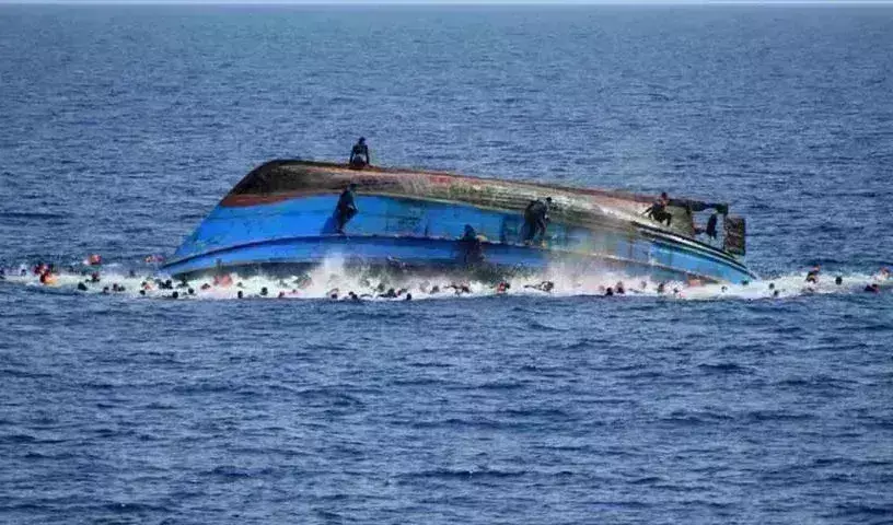 Boat Sink: సముద్రంలో ఘోర ప్రమాదం.. 61 మంది మృతి Boat Sink: సముద్రంలో ఘోర ప్రమాదం.. 61 మంది మృతి