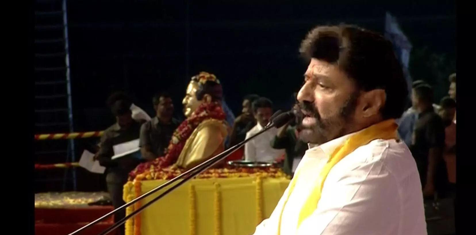 BALAYYA: సమయం లేదు మిత్రమా.. విజయమా.. వీర స్వర్గమా..? BALAYYA: సమయం లేదు మిత్రమా.. విజయమా.. వీర స్వర్గమా..?