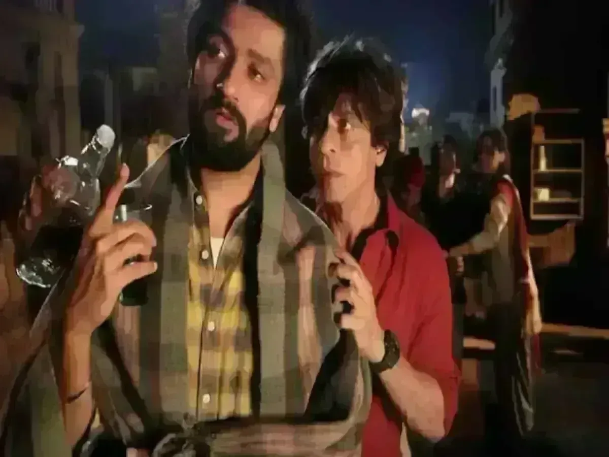 Dunki : విక్కీ కౌశల్ తన పాత్రకు ఎంత ఛార్జ్ చేశాడంటే.. Dunki : విక్కీ కౌశల్ తన పాత్రకు ఎంత ఛార్జ్ చేశాడంటే..