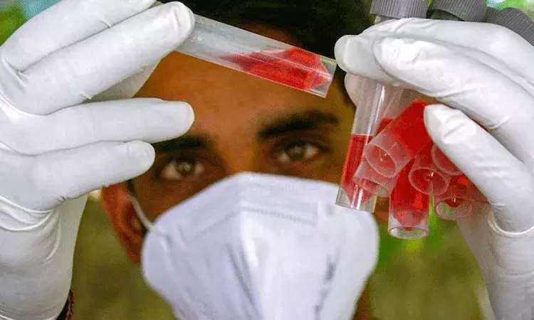 కోవిడ్ కొత్త వేరియంట్లు.. ఎందుకు ఎప్పుడూ డిసెంబర్లోనే.. కోవిడ్ కొత్త వేరియంట్లు.. ఎందుకు ఎప్పుడూ డిసెంబర్లోనే..