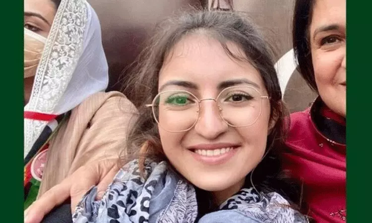 పాకిస్తాన్ సాధారణ ఎన్నికలు.. హిందూ మహిళ నామినేషన్ దాఖలు పాకిస్తాన్ సాధారణ ఎన్నికలు.. హిందూ మహిళ నామినేషన్ దాఖలు