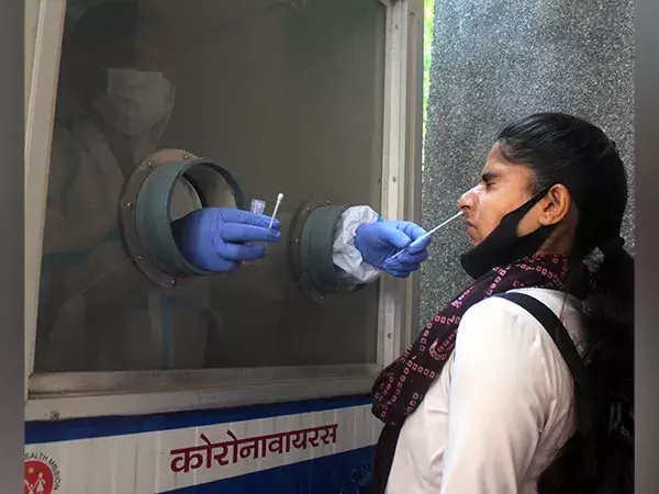 Coronavirus: దేశంలో భారీగా పెరిగిన కరోనా కొత్త కేసులు Coronavirus: దేశంలో భారీగా పెరిగిన కరోనా కొత్త కేసులు